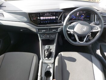 Used Volkswagen Polo 2024 for sale - 76940880: Photo