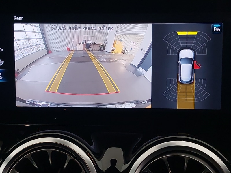 Used Mercedes-Benz GLA 2023 for sale - 76596768: Photo 10