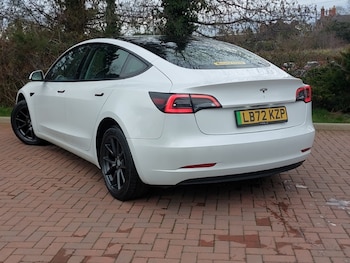 Used Tesla Model 3 2022 for sale - 77913100: Photo