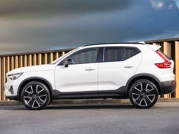 Used Volvo XC40 2025 for sale - 77923884: Photo