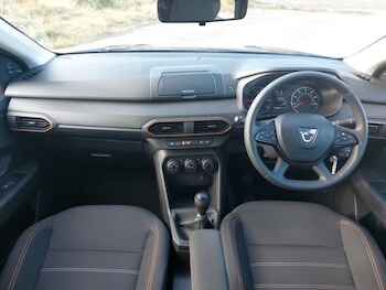 Used Dacia Sandero Stepway 2022 for sale - 77924399: Photo