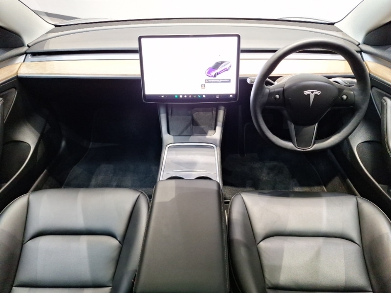 Used Tesla Model 3 2021 for sale - 76833907: Photo 2