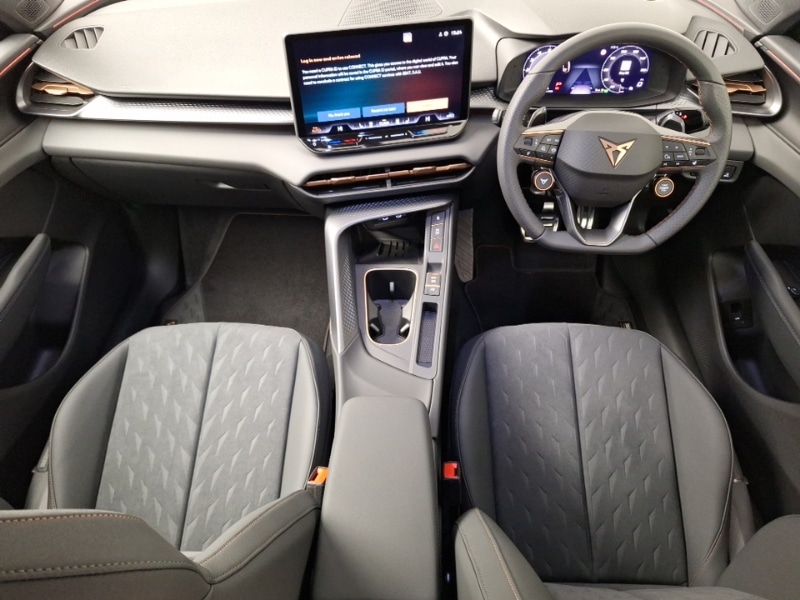 Used Cupra Terramar 2025 for sale - 76401142: Photo 2