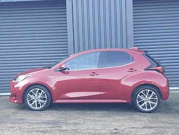 Used Toyota Yaris 2021 for sale - 77580576: Photo