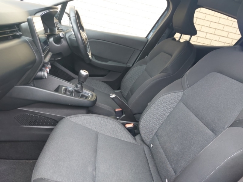 Used Renault Clio 2020 for sale - 77677559: Photo 5