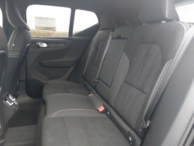 Used Volvo XC40 2025 for sale - 76978629: Photo 6