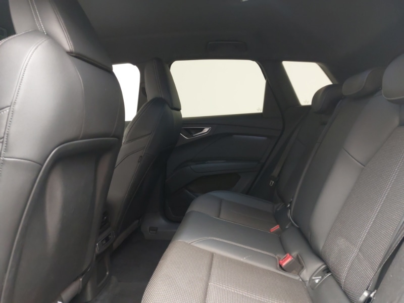 Used Audi Q4 e-tron 2021 for sale - 77325756: Photo 6