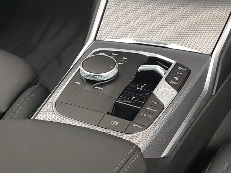 Used BMW 3 Series 2025 for sale - 76377127: Photo 10