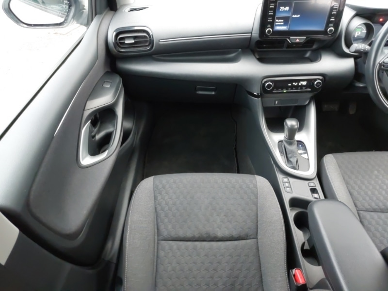 Used Toyota Yaris 2023 for sale - 77954881: Photo 10