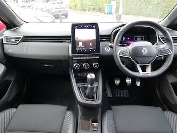 Used Renault Clio 2024 for sale - 77090699: Photo