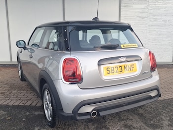 Used MINI Hatch 2023 for sale - 77817318: Photo
