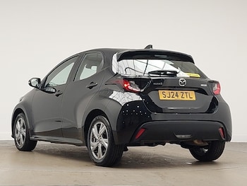 Used Mazda Mazda2 HYBRID 2024 for sale - 77585370: Photo