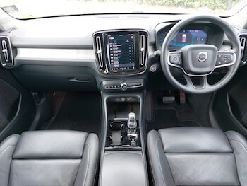 Used Volvo XC40 2024 for sale - 76447492: Photo