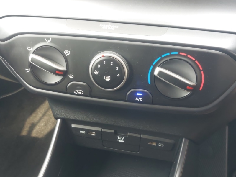 Used Hyundai i20 2022 for sale - 77782777: Photo 11