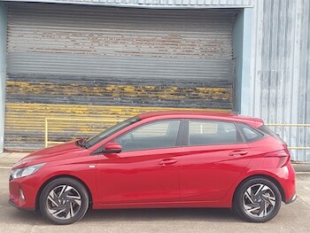 Used Hyundai i20 2022 for sale - 77782777: Photo