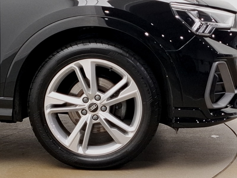 Used Audi Q3 2023 for sale - 76419140: Photo 9