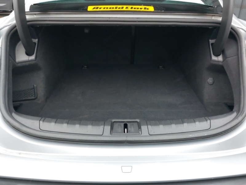 Used Porsche Taycan 2021 for sale - 77439110: Photo 8