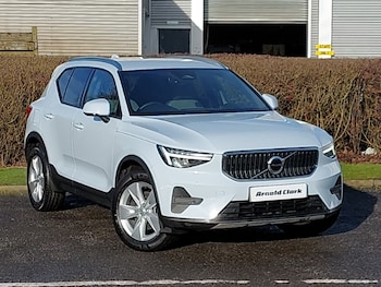Used Volvo XC40 2025 for sale - 77569402: Photo