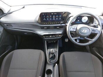 Used Hyundai BAYON 2025 for sale - 76198914: Photo 2