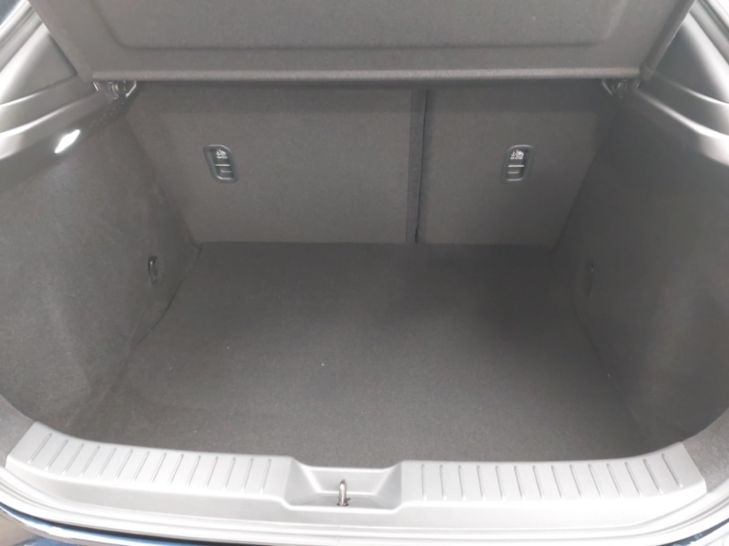 Used Mazda CX-30 2025 for sale - 77358183: Photo 8