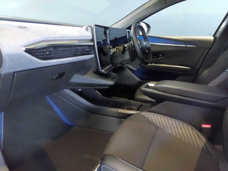 Used Renault Scenic E-Tech 2024 for sale - 76589472: Photo 5