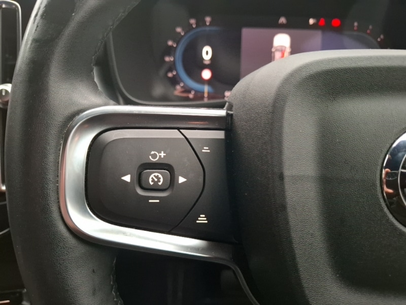 Used Volvo XC40 2022 for sale - 77955220: Photo 12