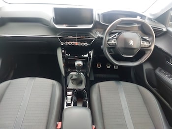 Used Peugeot 208 2023 for sale - 76269545: Photo 2