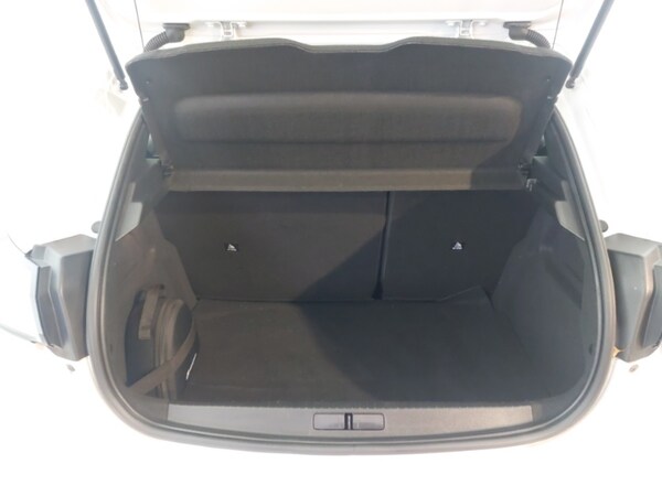 Used Peugeot 208 2023 for sale - 76269545: Photo 8
