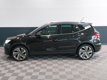 Used SEAT Arona 2024 for sale - 77325579: Photo