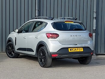 Used Dacia Sandero Stepway 2024 for sale - 77833051: Photo