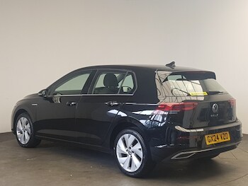 Used Volkswagen Golf 2024 for sale - 75362262: Photo