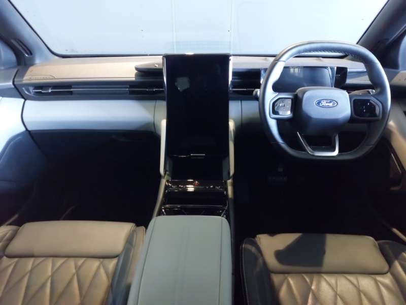 Used Ford Explorer 2024 for sale - 76383659: Photo 2