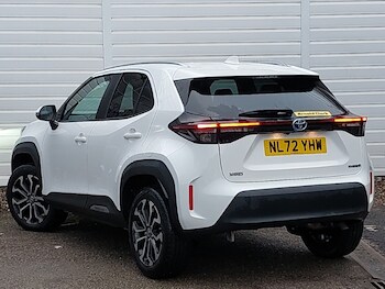 Used Toyota Yaris Cross 2022 for sale - 77266177: Photo