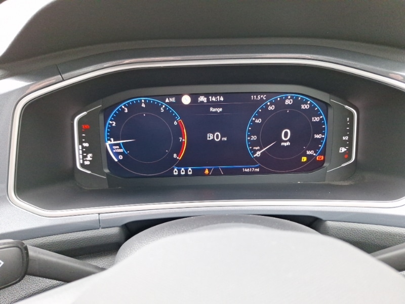 Used Volkswagen T-Roc 2024 for sale - 76506406: Photo 10