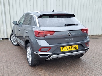 Used Volkswagen T-Roc 2024 for sale - 76506406: Photo