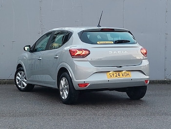 Used Dacia Sandero 2024 for sale - 77209591: Photo