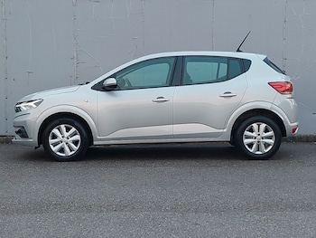 Used Dacia Sandero 2024 for sale - 77209591: Photo