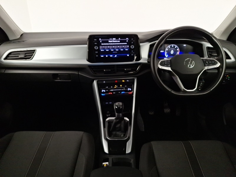 Used Volkswagen T-Roc 2022 for sale - 77052316: Photo 2