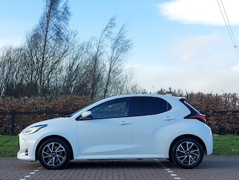 Used Toyota Yaris 2023 for sale - 77985681: Photo