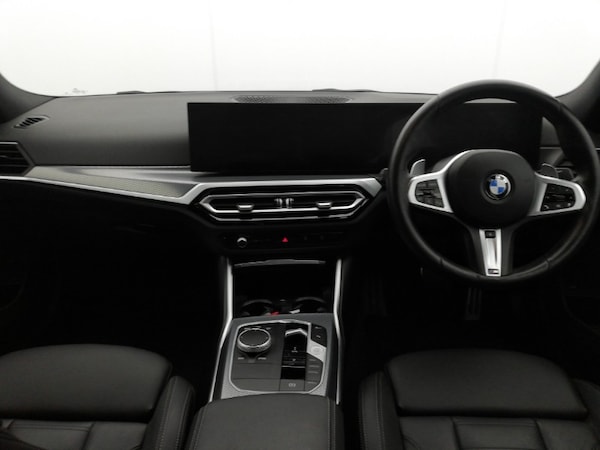 Used BMW 3 Series 2024 for sale - 76325242: Photo 2