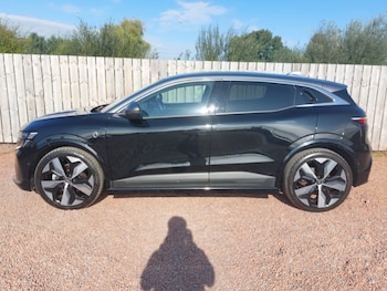 Used Renault Megane E Tech 2022 for sale - 76097837: Photo