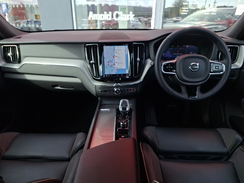 Used Volvo XC60 2023 for sale - 76145075: Photo 2