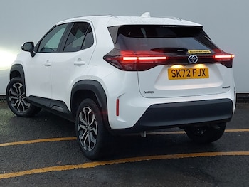 Used Toyota Yaris Cross 2022 for sale - 76954918: Photo