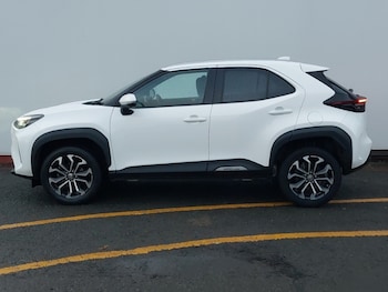 Used Toyota Yaris Cross 2022 for sale - 76954918: Photo