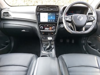 Used Ssangyong Tivoli 2022 for sale - 76749776: Photo