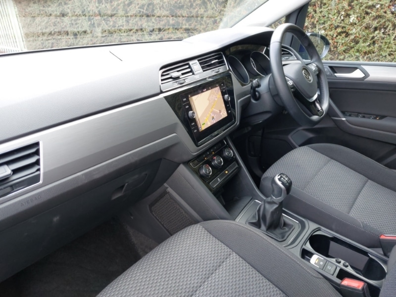 Used Volkswagen Touran 2020 for sale - 77912615: Photo 5