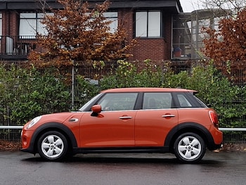 Used MINI Hatch 2020 for sale - 77063003: Photo