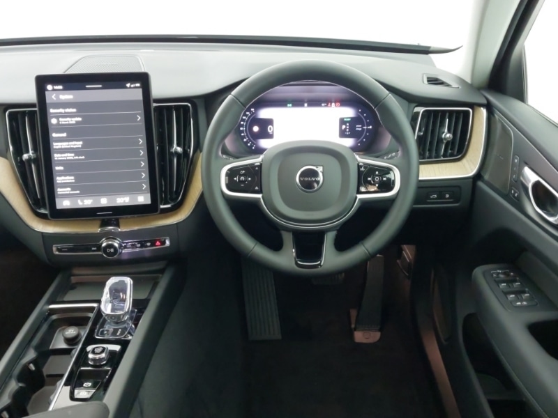 Used Volvo XC60 2025 for sale - 77169516: Photo 7