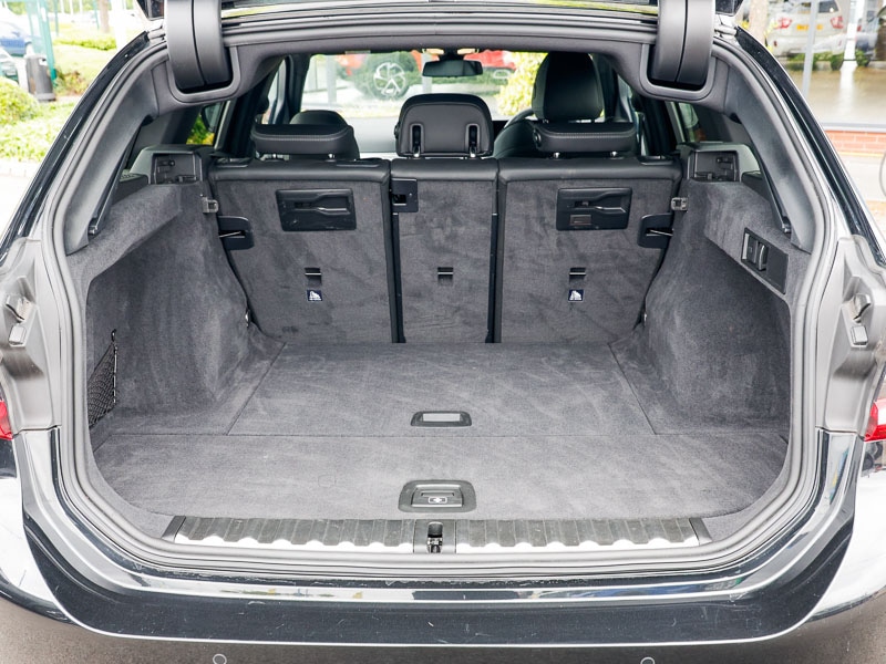 Used BMW 3 Series 2024 for sale - 76610360: Photo 8