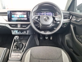 Used Skoda Kamiq 2023 for sale - 77674500: Photo